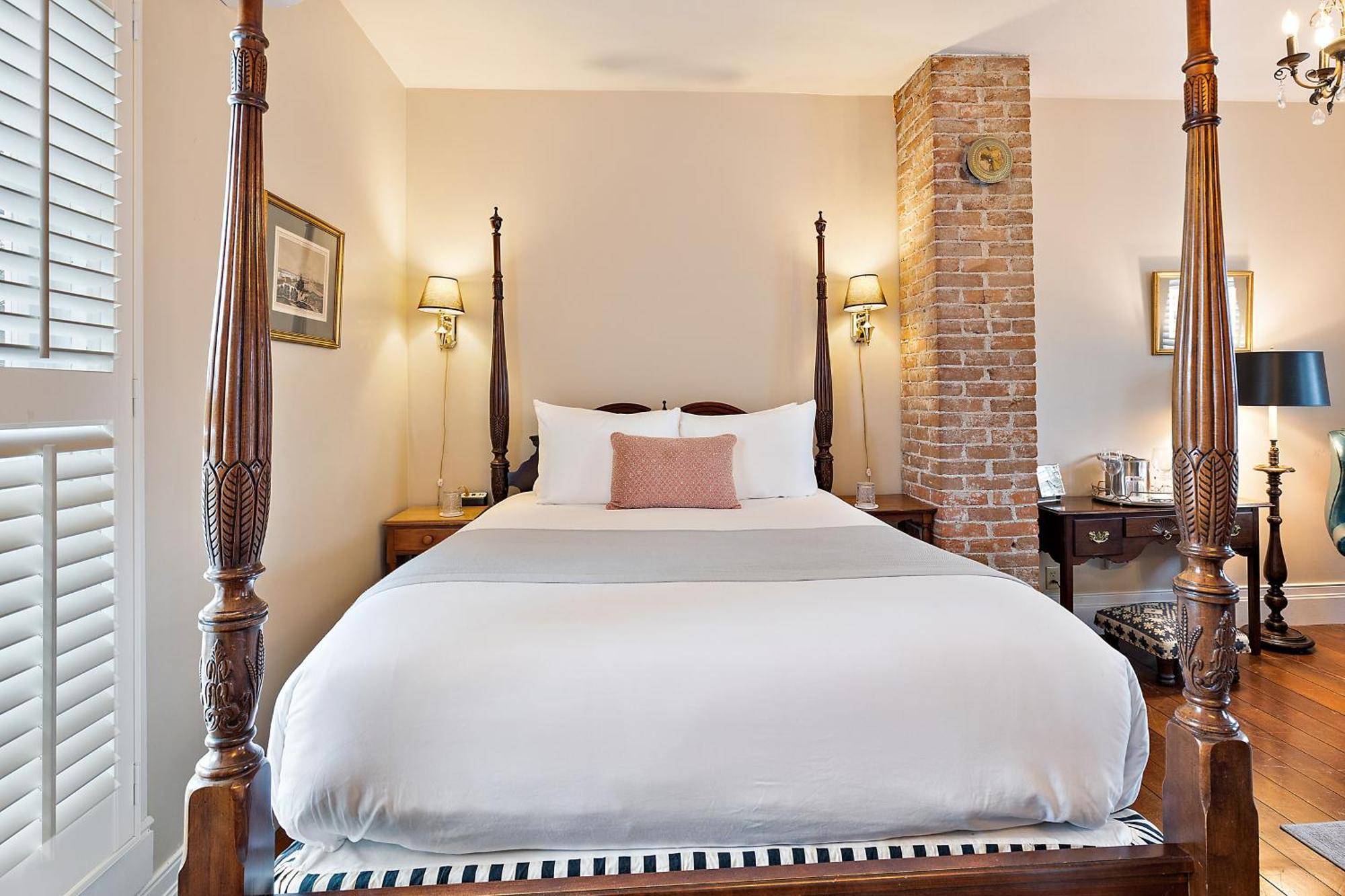Mccully House Inn Jacksonville Room photo
