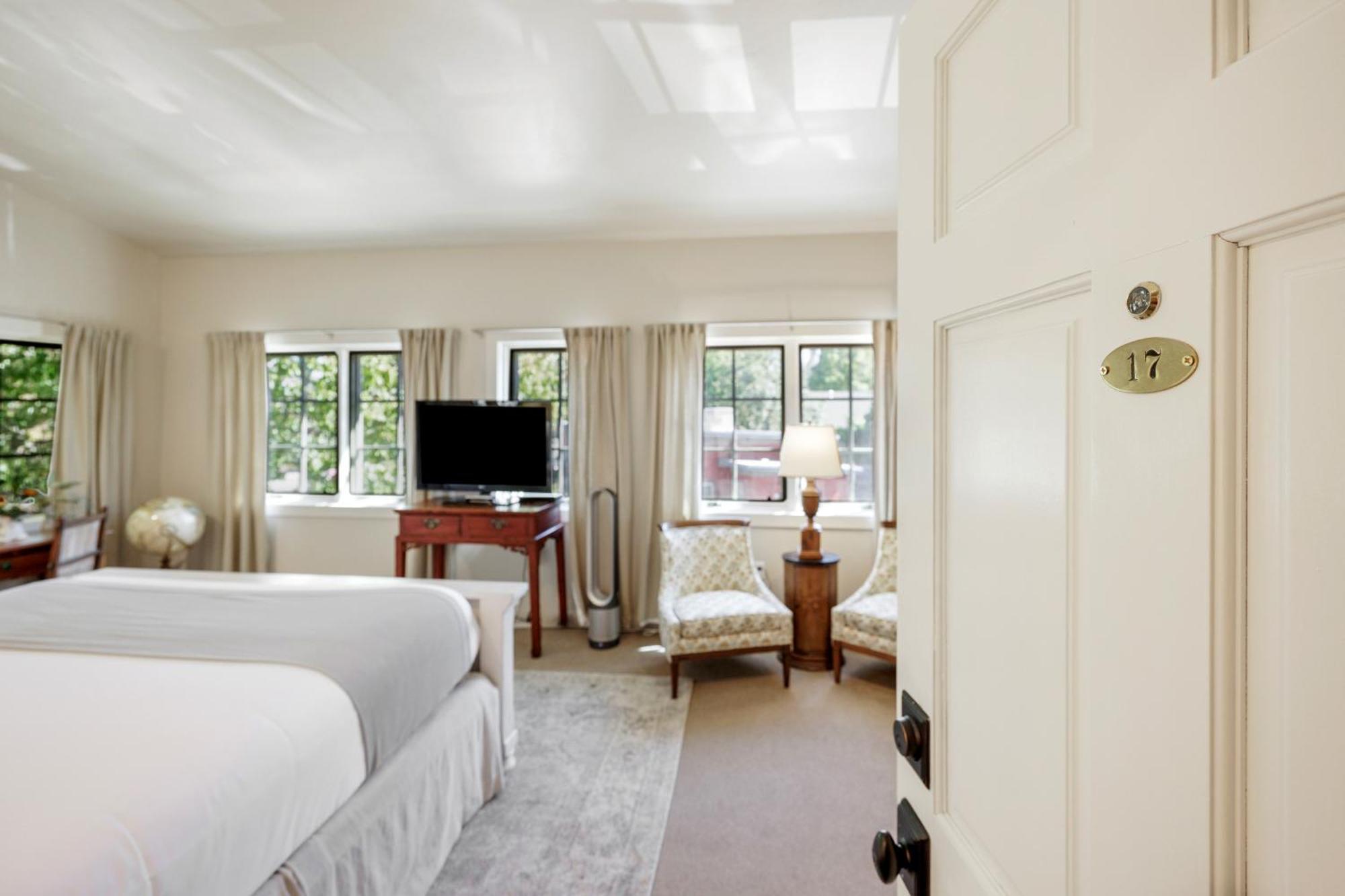 Mccully House Inn Jacksonville Room photo